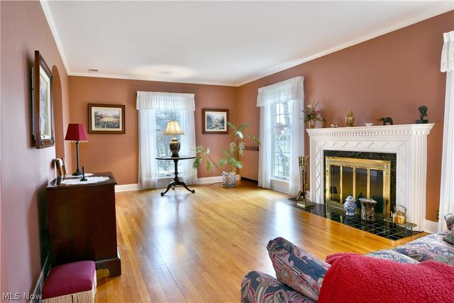 641 Fairway Drive NE, Warren, OH 44483