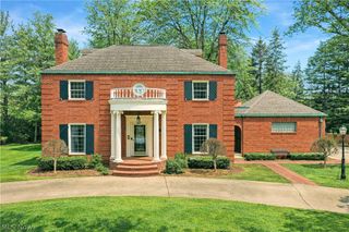 641 Fairway Drive NE, Warren, OH 44483