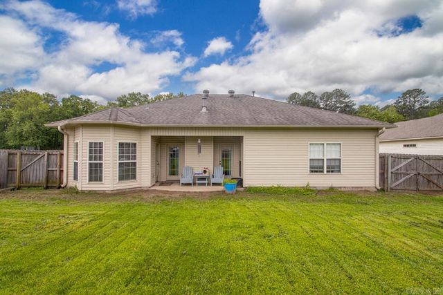 4458 S Aaronfield Circle, Benton, AR 72015