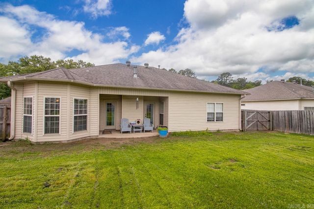 4458 S Aaronfield Circle, Benton, AR 72015