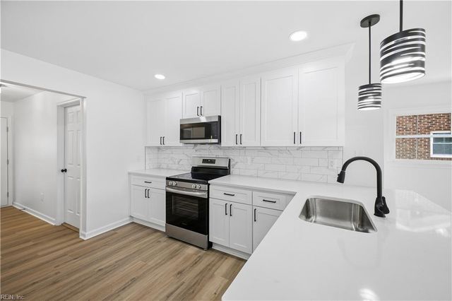 203 Woodstock ST, Portsmouth, VA 23701