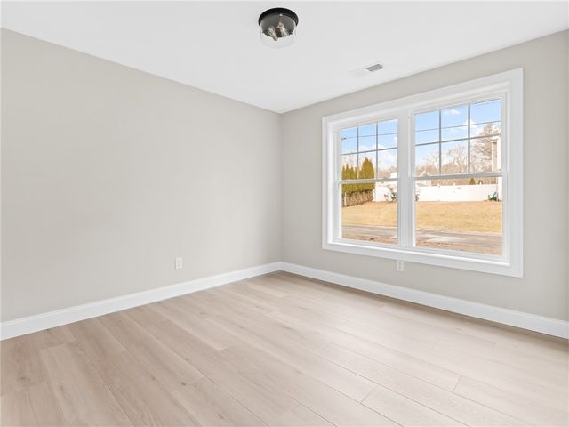 66 Medford Street, Warwick, RI 02889