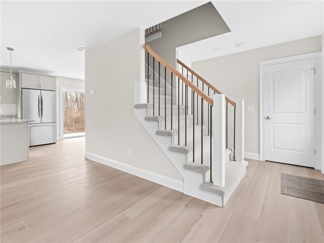 66 Medford Street, Warwick, RI 02889