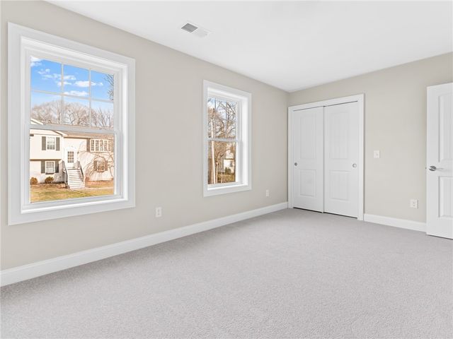 66 Medford Street, Warwick, RI 02889