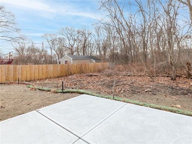 66 Medford Street, Warwick, RI 02889