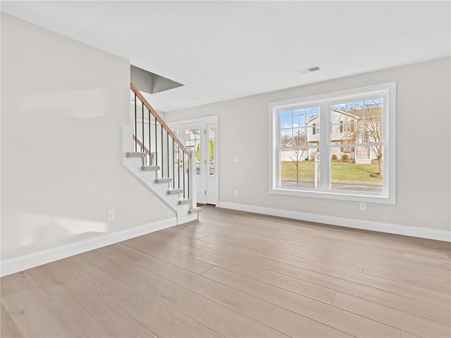 66 Medford Street, Warwick, RI 02889