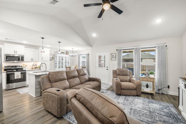 16 Doe Run Drive, Ward, AR 72176