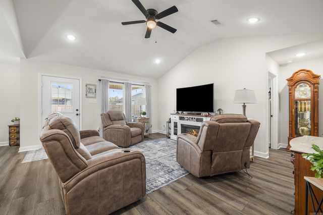 16 Doe Run Drive, Ward, AR 72176