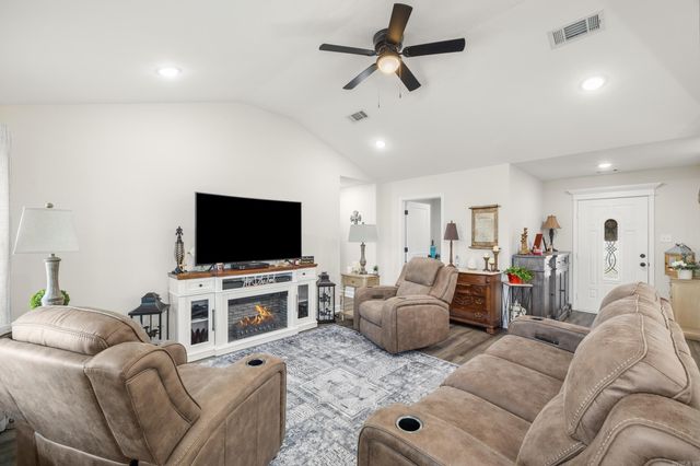 16 Doe Run Drive, Ward, AR 72176