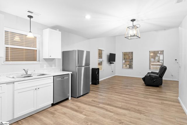 109 Colleton Lane, Clinton, SC 29325