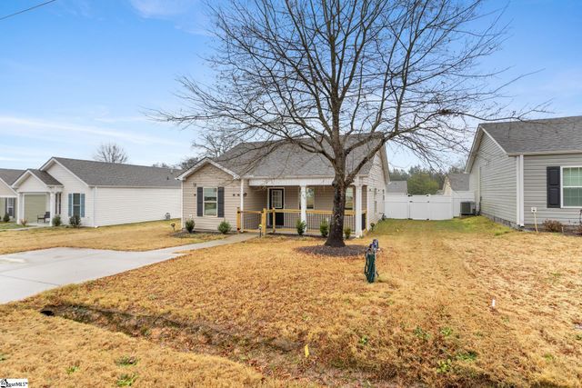 109 Colleton Lane, Clinton, SC 29325