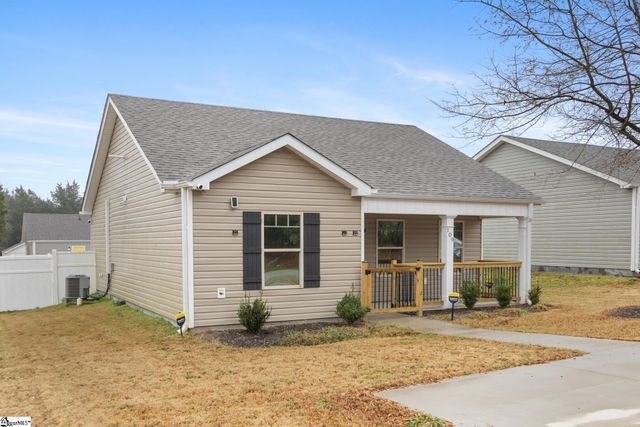 109 Colleton Lane, Clinton, SC 29325