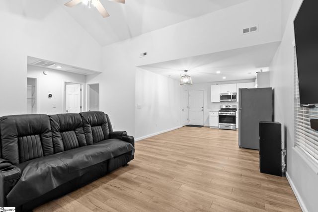 109 Colleton Lane, Clinton, SC 29325