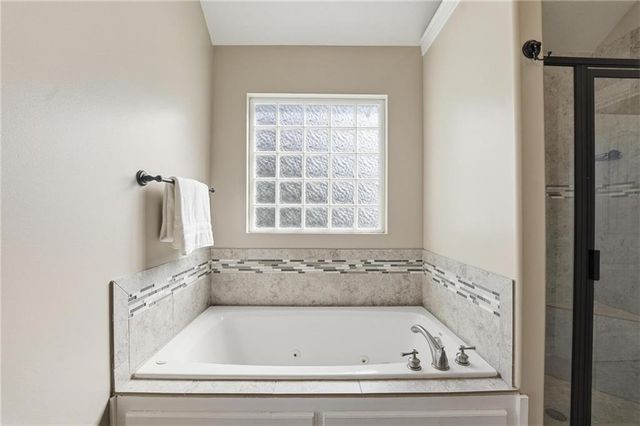 12400 Parkview Avenue, Kansas City, KS 66109