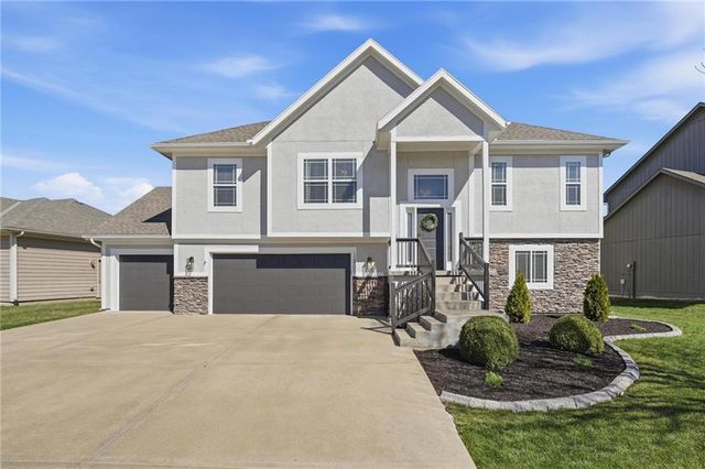 12400 Parkview Avenue, Kansas City, KS 66109