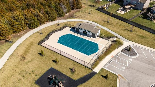 12400 Parkview Avenue, Kansas City, KS 66109