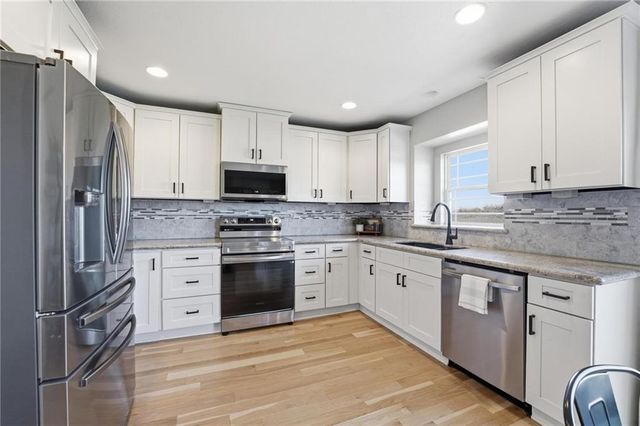 12400 Parkview Avenue, Kansas City, KS 66109