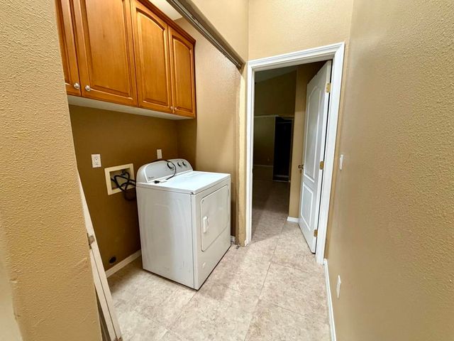68177 Calle Cerrito, Desert Hot Springs, CA 92240