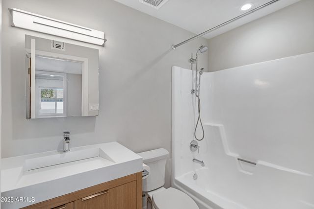 4209 E MANDAN Street, Phoenix, AZ 85044