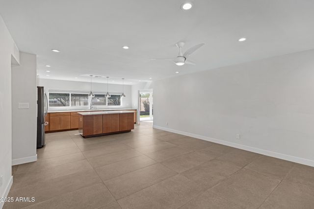 4209 E MANDAN Street, Phoenix, AZ 85044