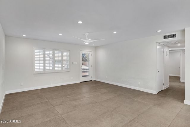 4209 E MANDAN Street, Phoenix, AZ 85044