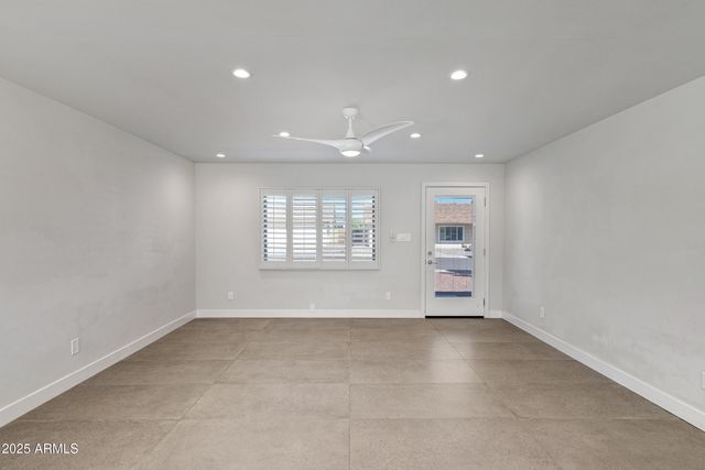 4209 E MANDAN Street, Phoenix, AZ 85044