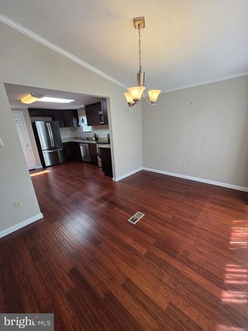 24 TEAROSE DR, Middle River, MD 21220