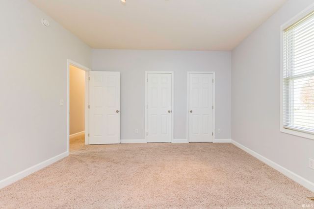 422 S Bridgewater Lane, Muncie, IN 47304