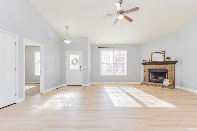 422 S Bridgewater Lane, Muncie, IN 47304