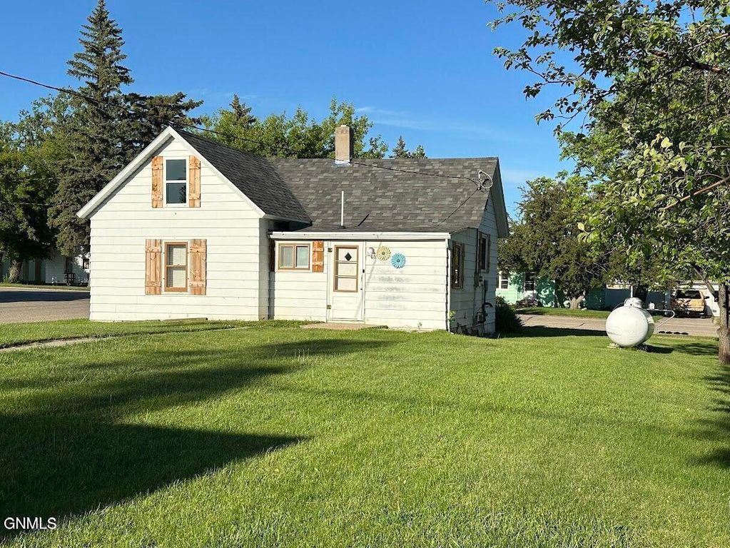 501 Main Street, Gackle, ND 58442 photo 22