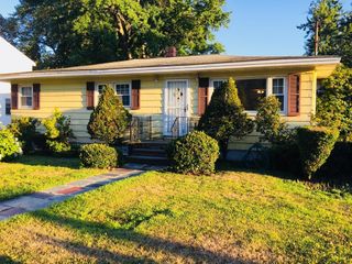 770 Princeton Blvd, Lowell, MA 01851