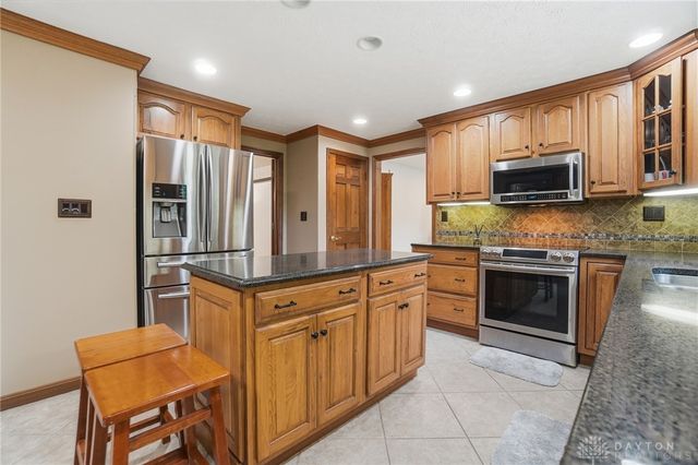 7880 John Elwood Drive, Centerville, OH 45459