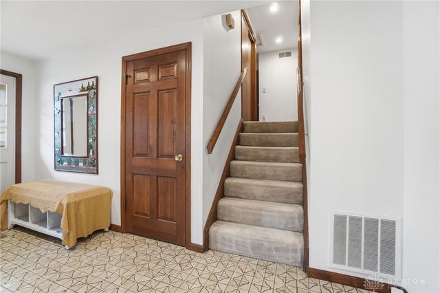 7880 John Elwood Drive, Centerville, OH 45459