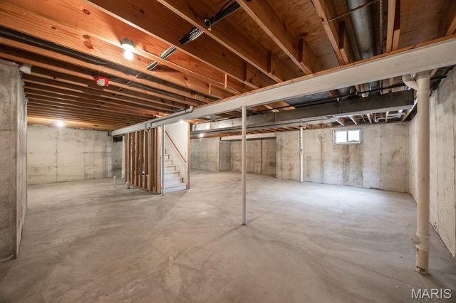 973 Columbia Avenue, Fairview Heights, IL 62208