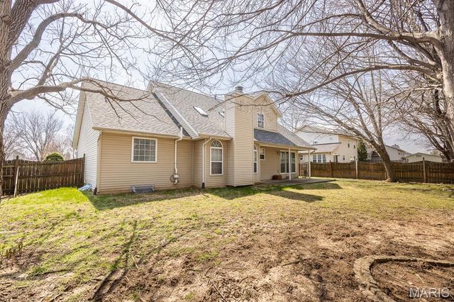 973 Columbia Avenue, Fairview Heights, IL 62208