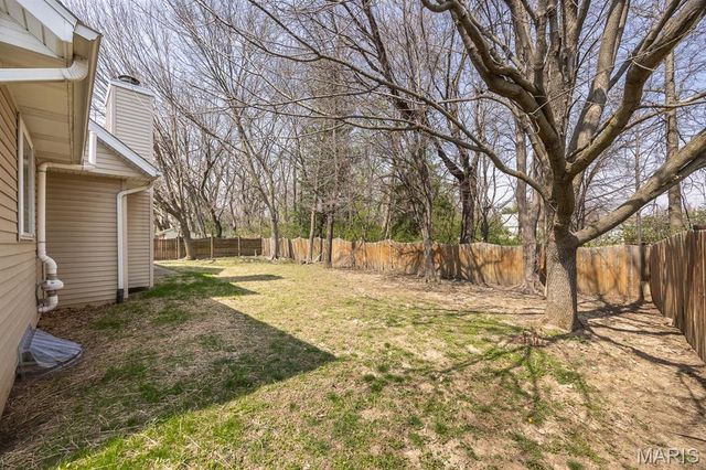 973 Columbia Avenue, Fairview Heights, IL 62208