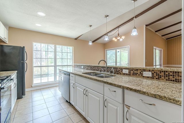 8519 Leyland, San Antonio, TX 78239