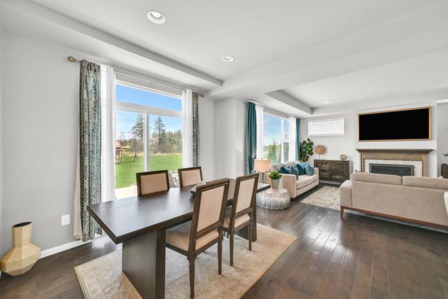 7850 Mourning Dove LANE, Mequon, WI 53097