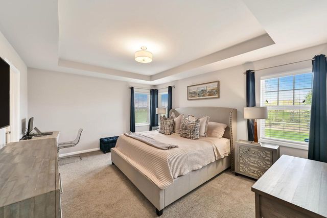 7850 Mourning Dove LANE, Mequon, WI 53097