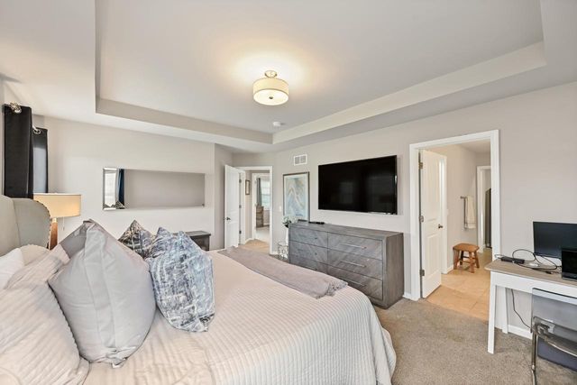 7850 Mourning Dove LANE, Mequon, WI 53097
