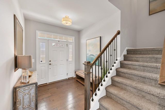 7850 Mourning Dove LANE, Mequon, WI 53097