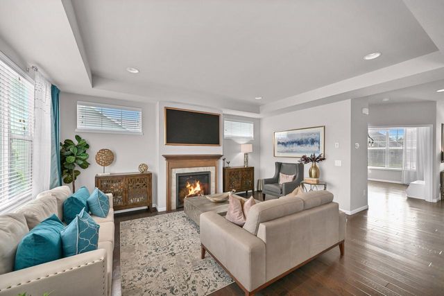 7850 Mourning Dove LANE, Mequon, WI 53097