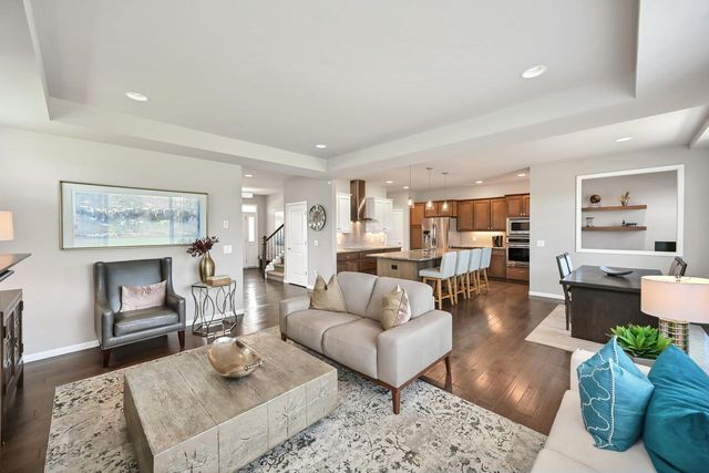 7850 Mourning Dove LANE, Mequon, WI 53097