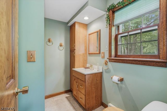 10 Longbridge Rd, Frankford Twp., NJ 07826