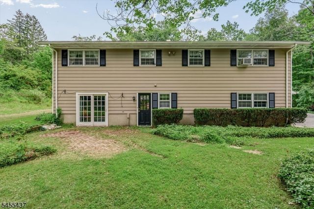10 Longbridge Rd, Frankford Twp., NJ 07826