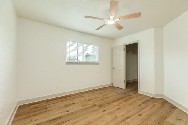 2305 55th Street 4, Galveston, TX 77551