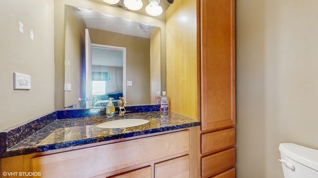 9621 S Karlov Avenue 303, Oak Lawn, IL 60453