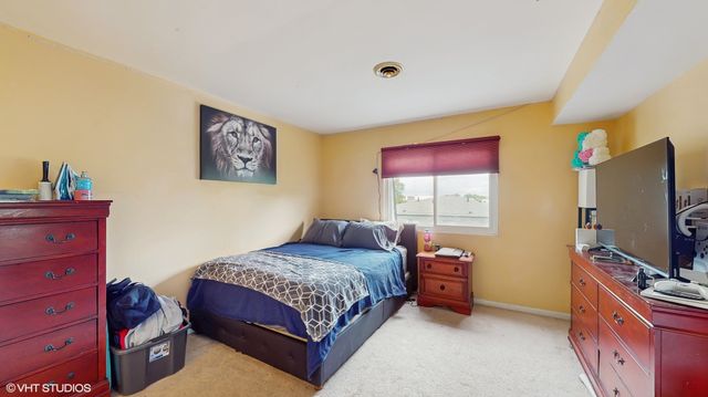 9621 S Karlov Avenue 303, Oak Lawn, IL 60453
