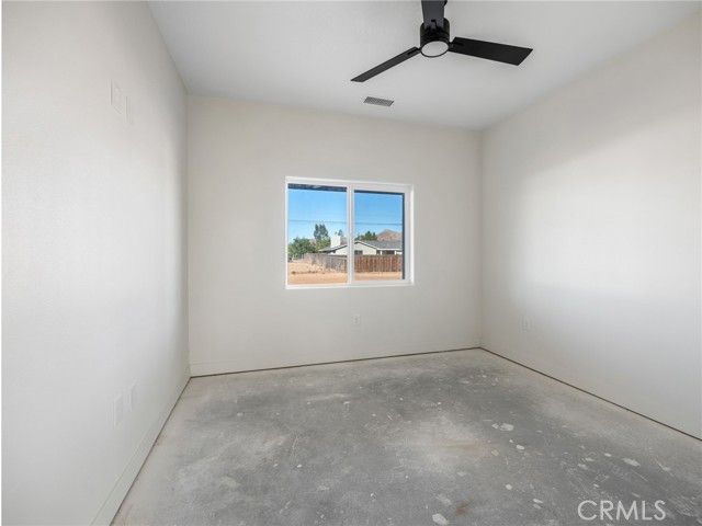 15590 Dale Evans Parkway, Apple Valley, CA 92307