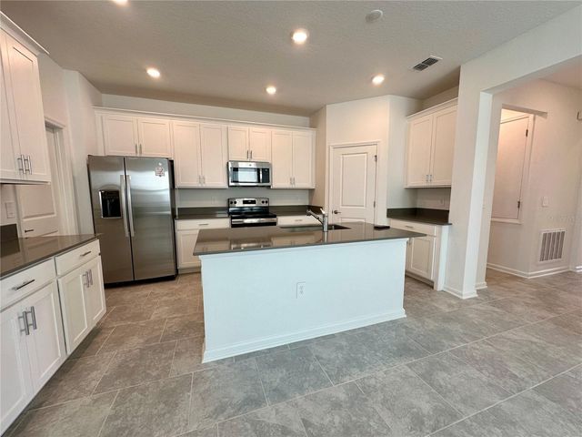 166 ACES HIGH LANE, Davenport, FL 33896